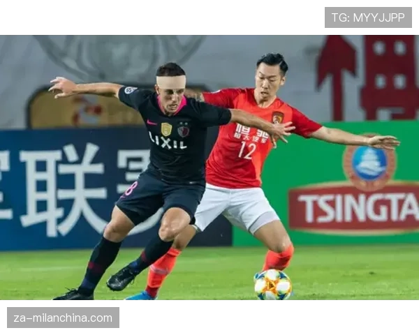 压制对手后防，艾克森本赛季回归中锋比上季更高效