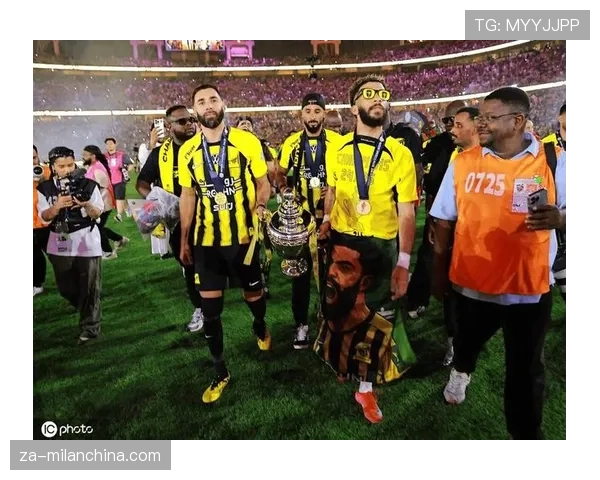 吉达联合争冠能力争议：当前赛季走势变化与竞争格局影响